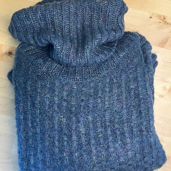 Pepaloves Cowl Neck Sweater BRAND NEW - Picture 3 of 4